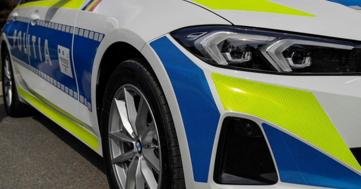 Poliţist de la Biroul Rutier, rămas fără permis după ce a fost prins cu 121 km/h în localitate