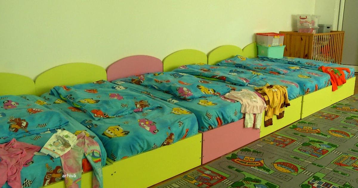 Un kinetoterapeut din Oradea, reţinut după ce ar fi agresat sexual patru minori cu nevoi speciale